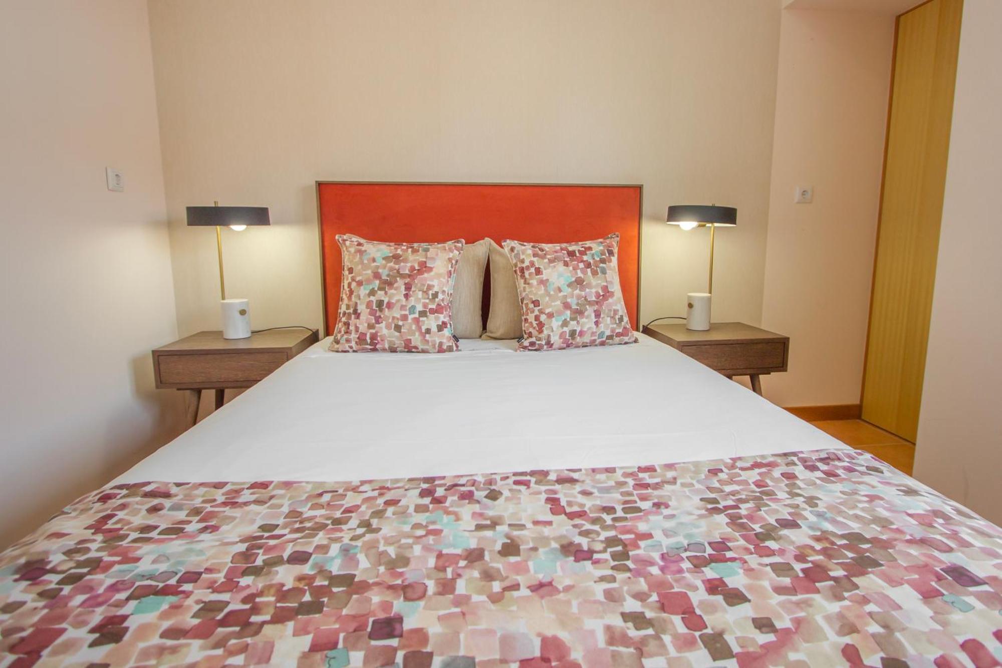 Dom Jose Alojamentos By Guestify Guimaraes Room photo