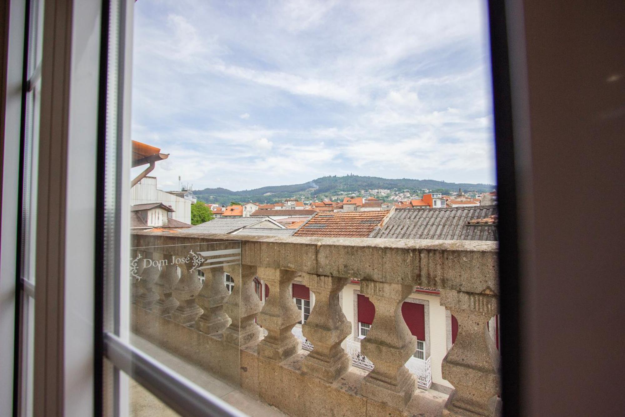 Dom Jose Alojamentos By Guestify Guimaraes Room photo