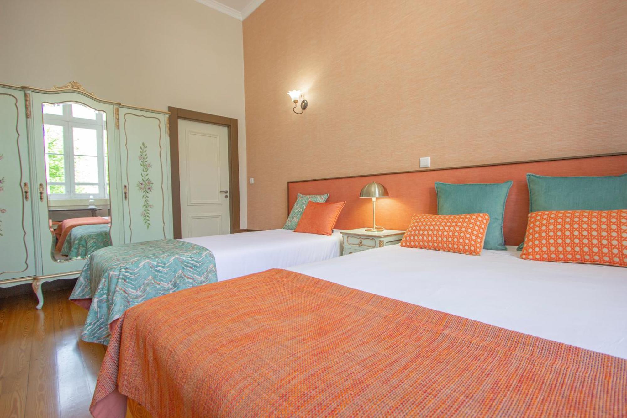 Dom Jose Alojamentos By Guestify Guimaraes Room photo